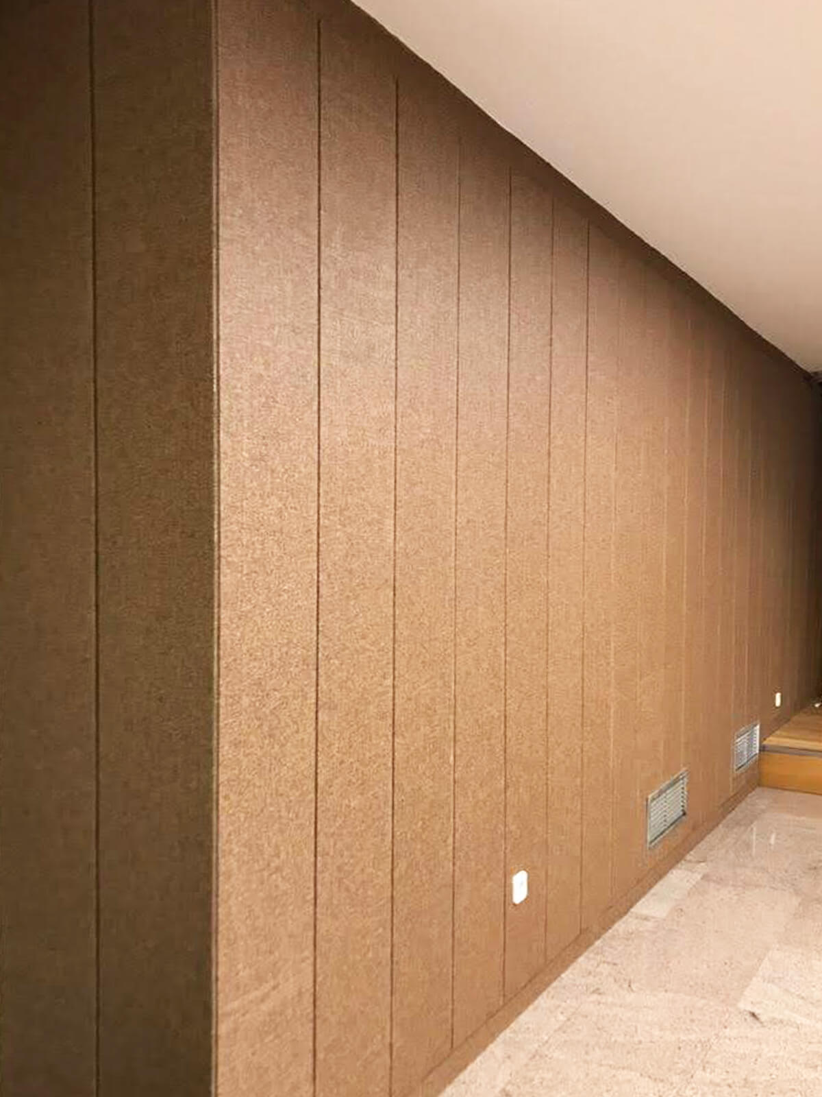 detalle pared revestida hotel madrid