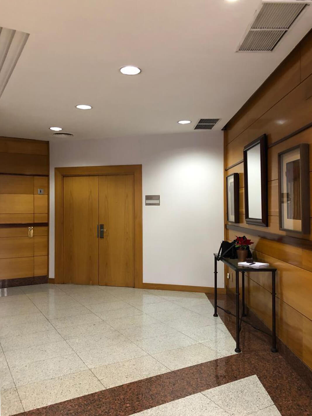 infeel revestimiento autoadhesivo