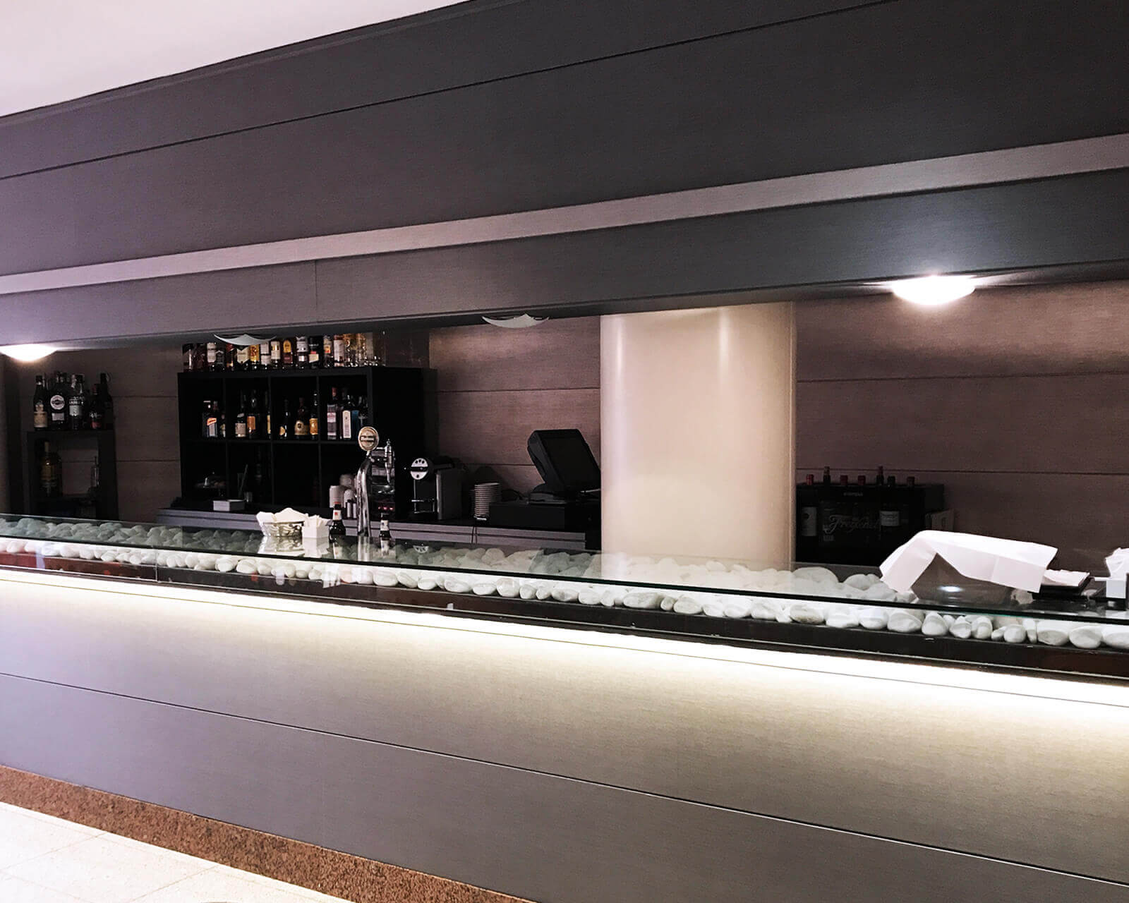 revestimiento-vinilico-cover-stylo-lobby-restaurante